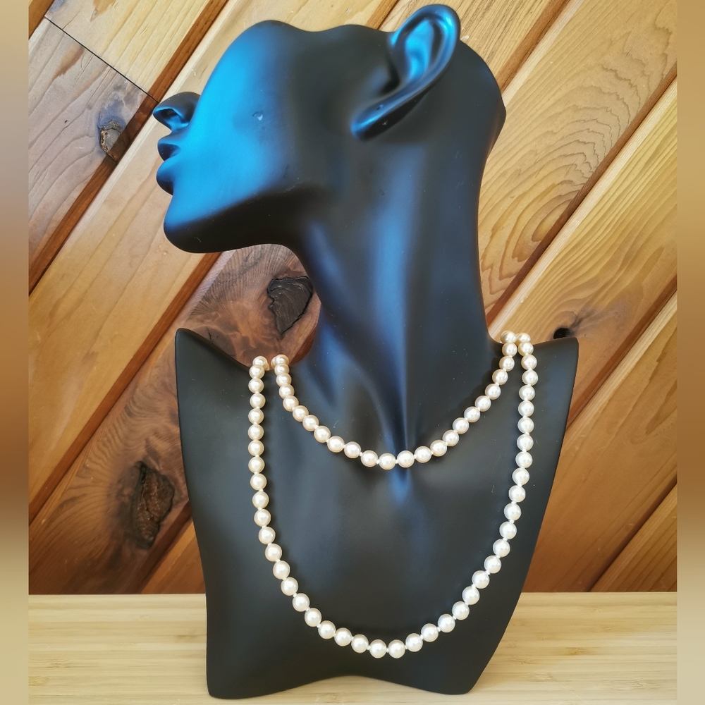 Vintage Long Pearl Necklace